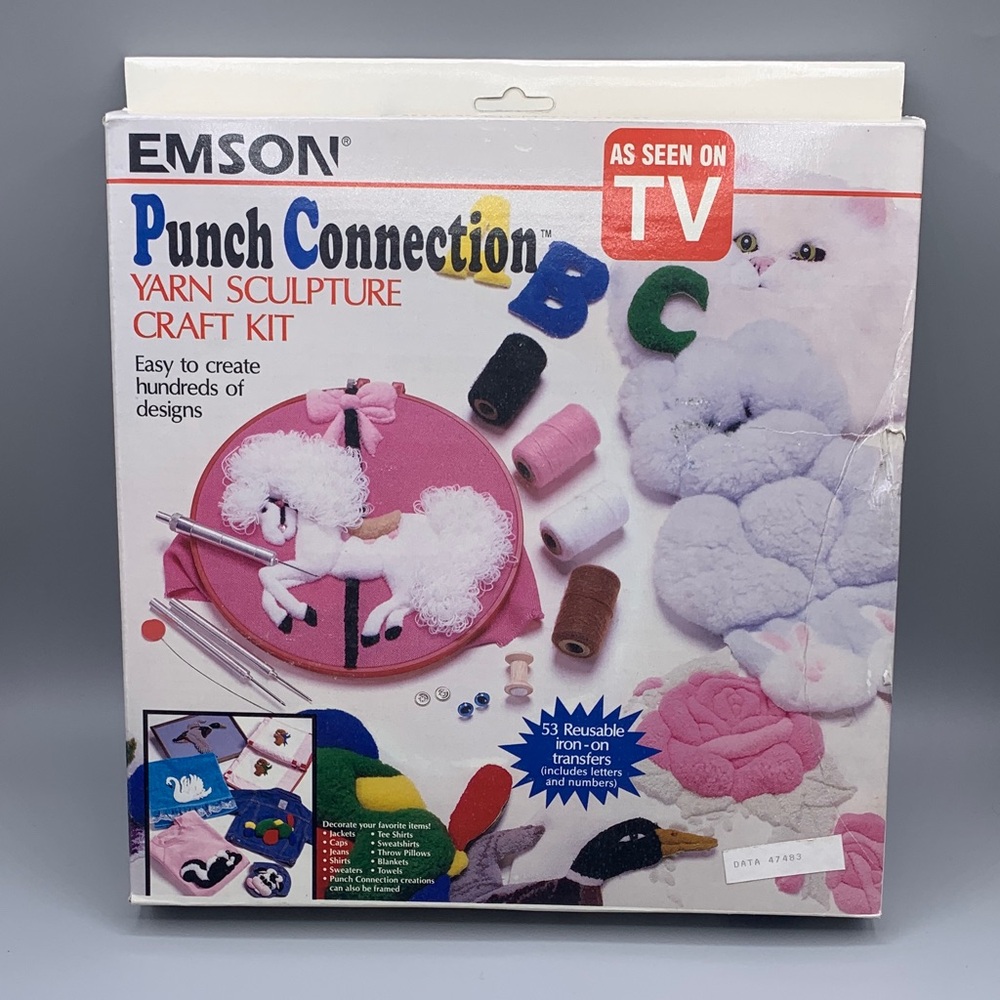 Emson Punch Connection Yarn Sculpture Craft 1993 NIB Carousal Horse